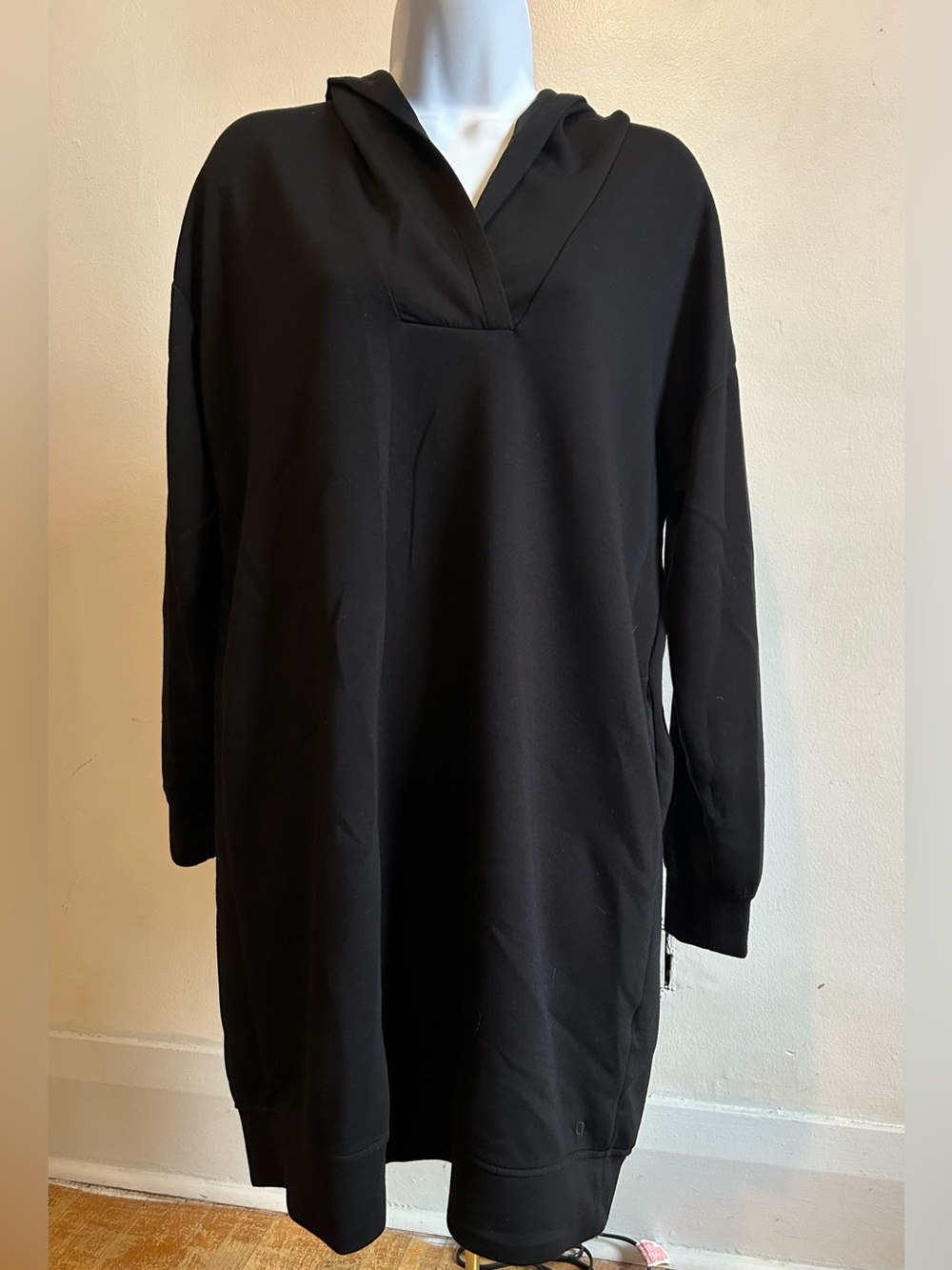 Reitmans Hyba V-Neck Hoodie Sweatshirt Dress Black Pockets - Size M
